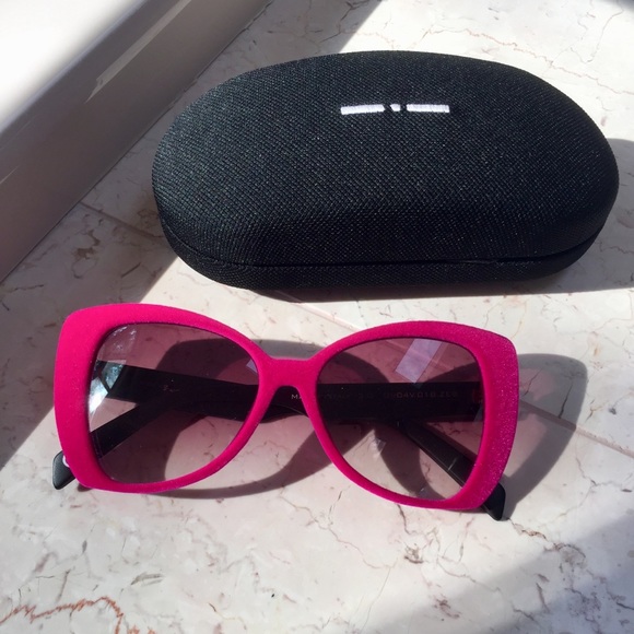 Italia Independent Pink Velvet Cat Eye Sunglasses - Picture 3 of 8